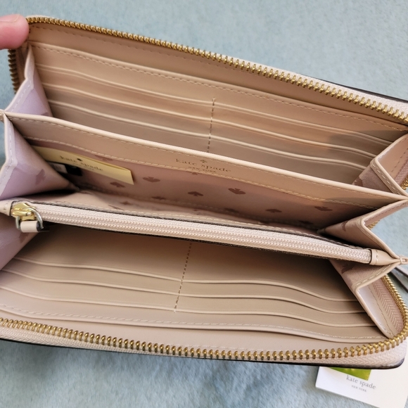 Amazon.com: Kate Spade New York Neda Greta Court Leather Zip  Kate Spade NWT Warm Beige Pebbled Leather Large Neda Studded Zip Wallet NWT